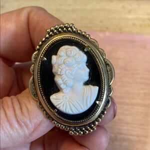 Vintage Cameo Gold and Black Brooch